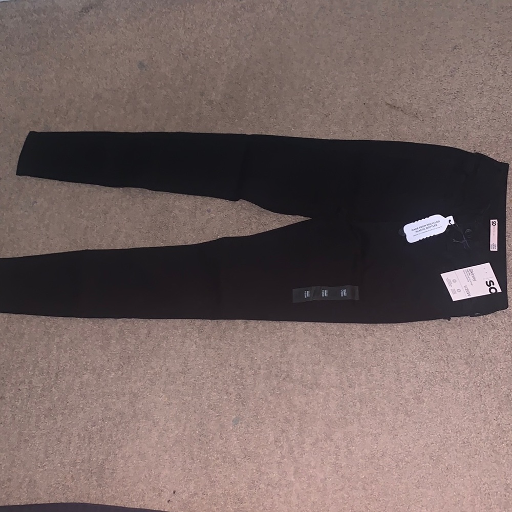 Black skinny high rise pants